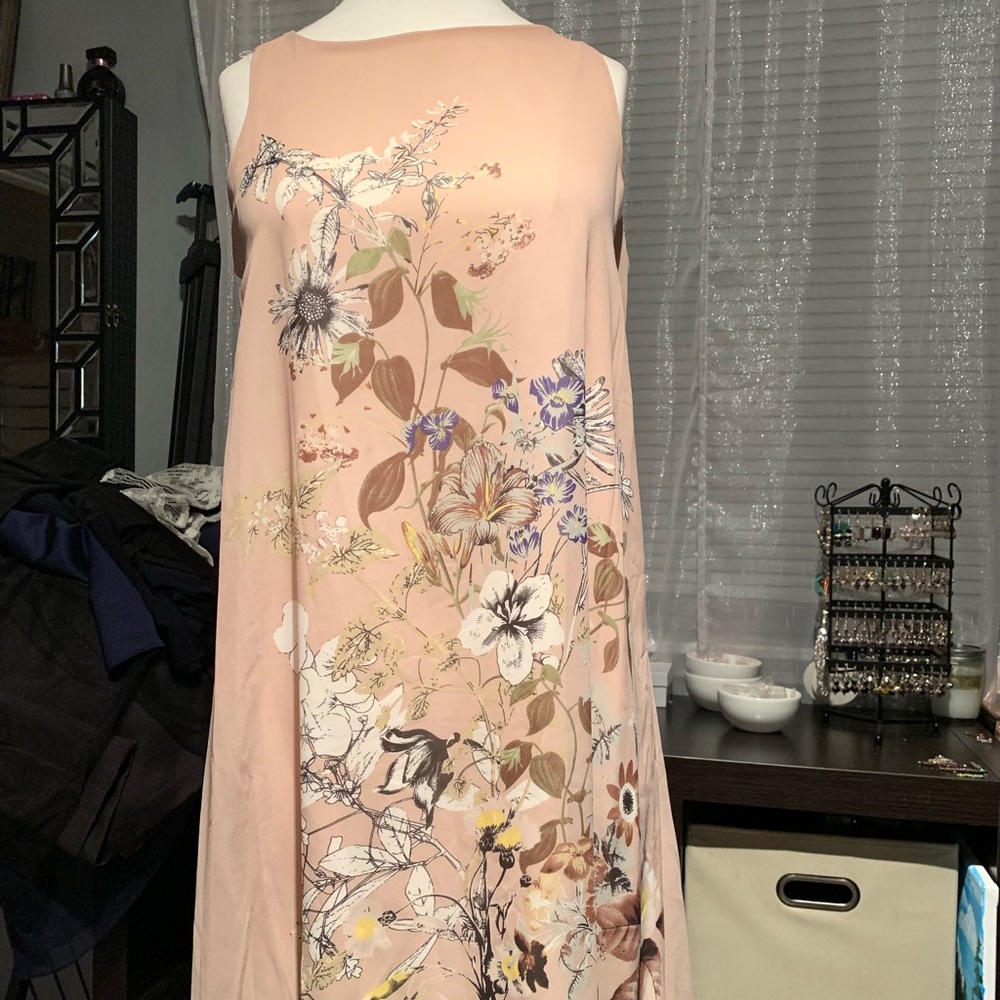 Blush floral shift dress